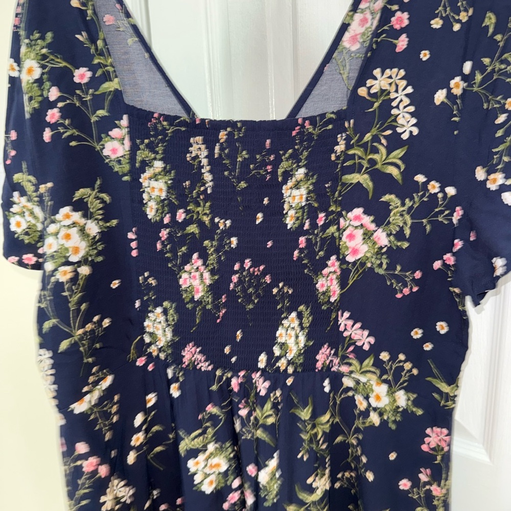 Old Navy Navy Floral Midi Dress - Picture 7 of 7